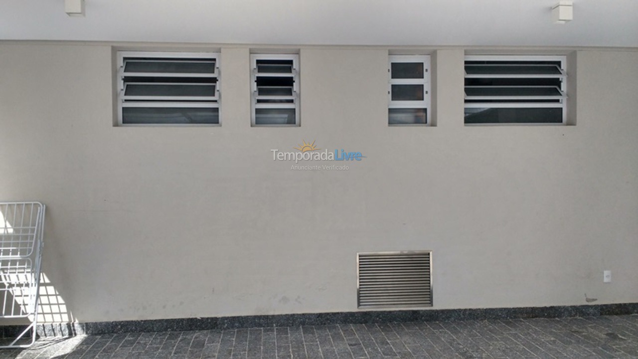 Casa para aluguel de temporada em São Sebastião (Praia da Baleia)