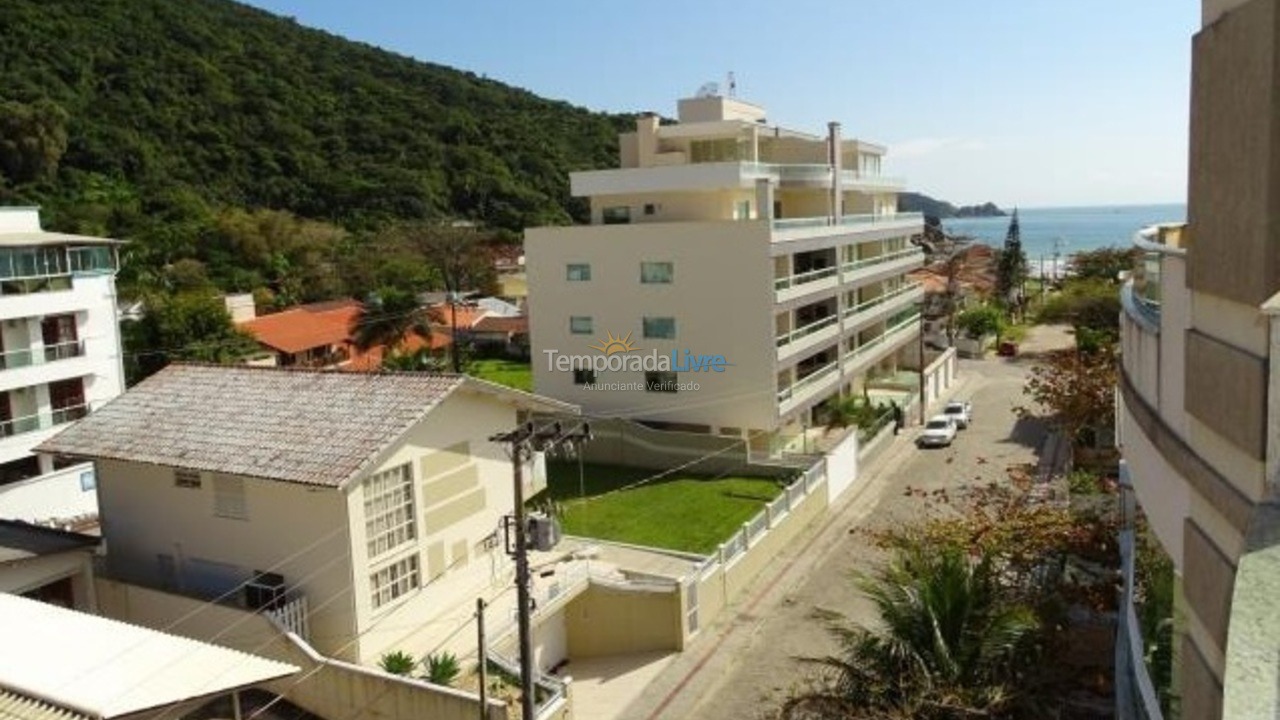 Apartment for vacation rental in Bombinhas (Praia de Bombas)
