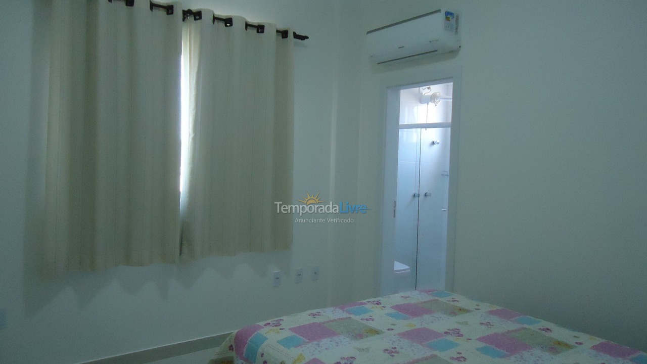 Apartment for vacation rental in Itapema (Meia Praia)