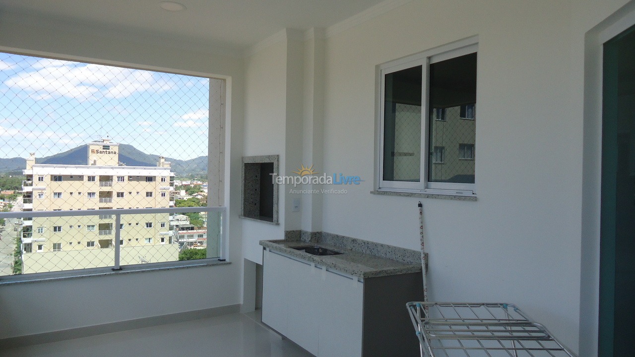 Apartment for vacation rental in Itapema (Meia Praia)