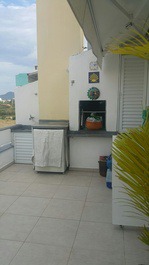 ALQUILO COBERTURA EN PLAYA HERMOSA EN INGLÉS, EN FRENTE DE LA PLAYA.