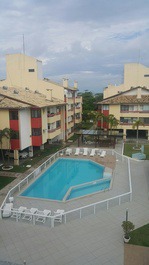 ALQUILO COBERTURA EN PLAYA HERMOSA EN INGLÉS, EN FRENTE DE LA PLAYA.