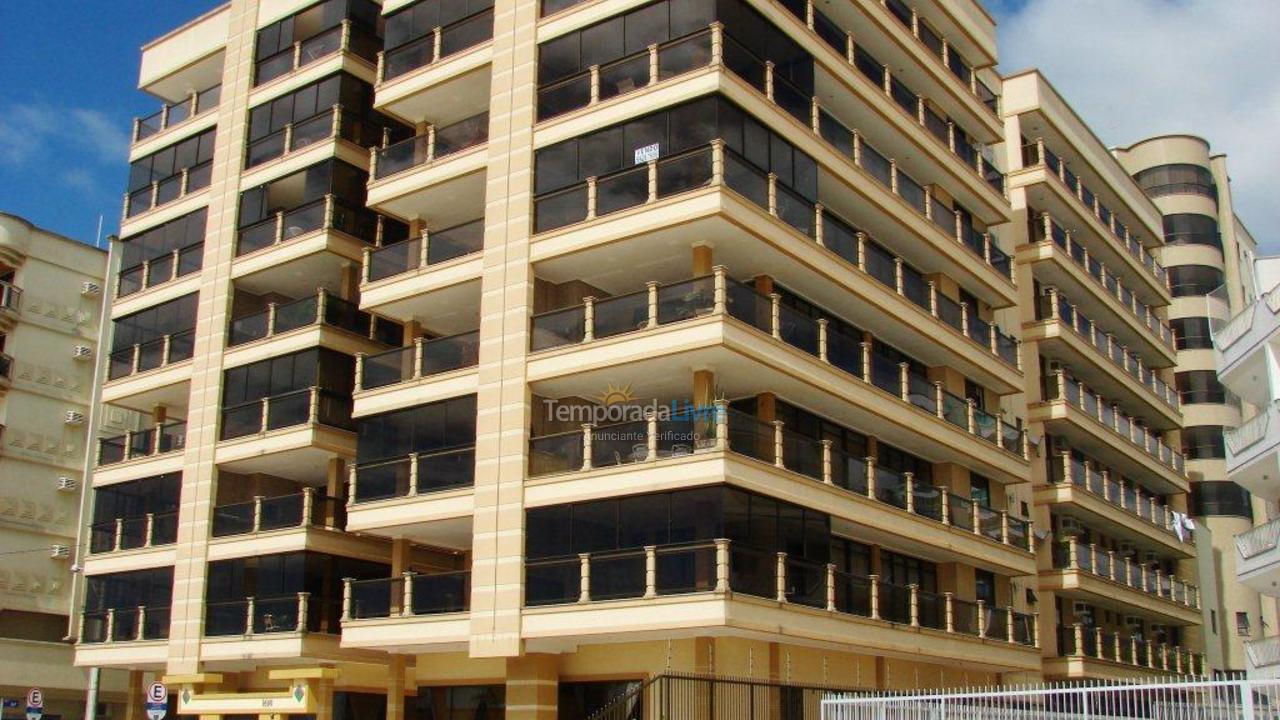 Apartment for vacation rental in Itapema (Centro)