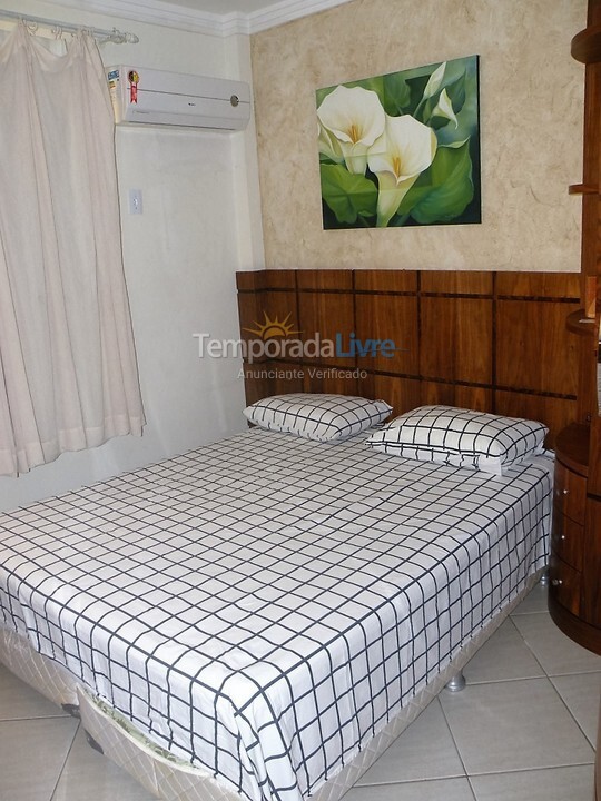 Apartment for vacation rental in Itapema (Centro)