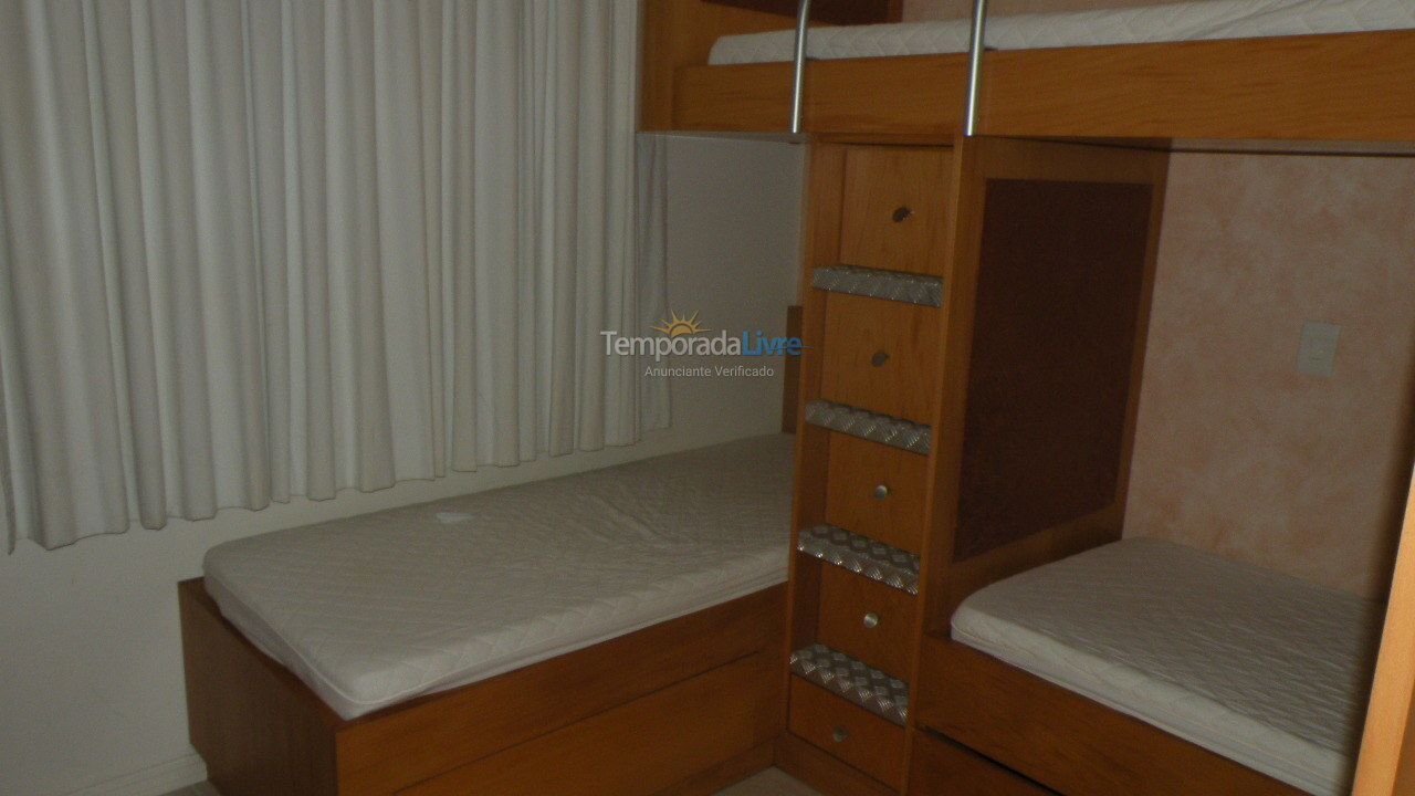Apartment for vacation rental in Itapema (Centro)
