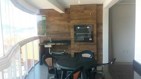 LEAUTIFUL APARTMENT C / P VIEW / SEA 3 BEDROOMS 2 VACANCIES