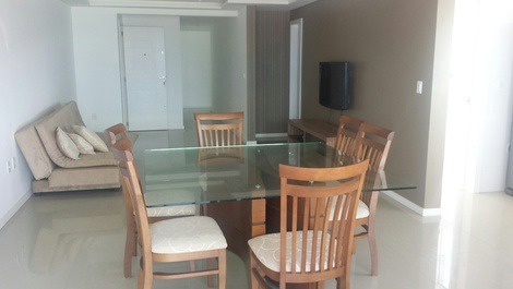 LEAUTIFUL APARTMENT C / P VIEW / SEA 3 BEDROOMS 2 VACANCIES