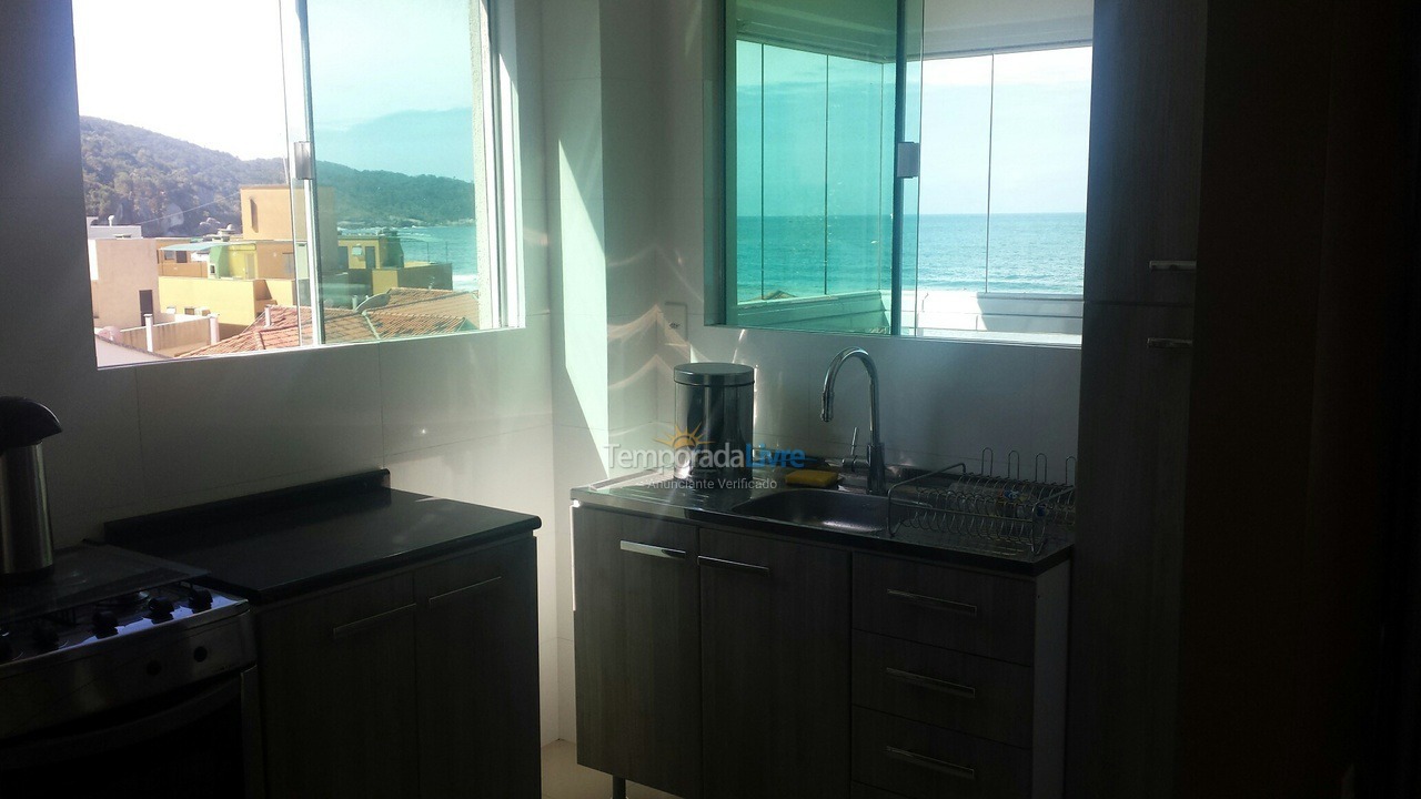 Apartment for vacation rental in Bombinhas (Praia de Bombas)
