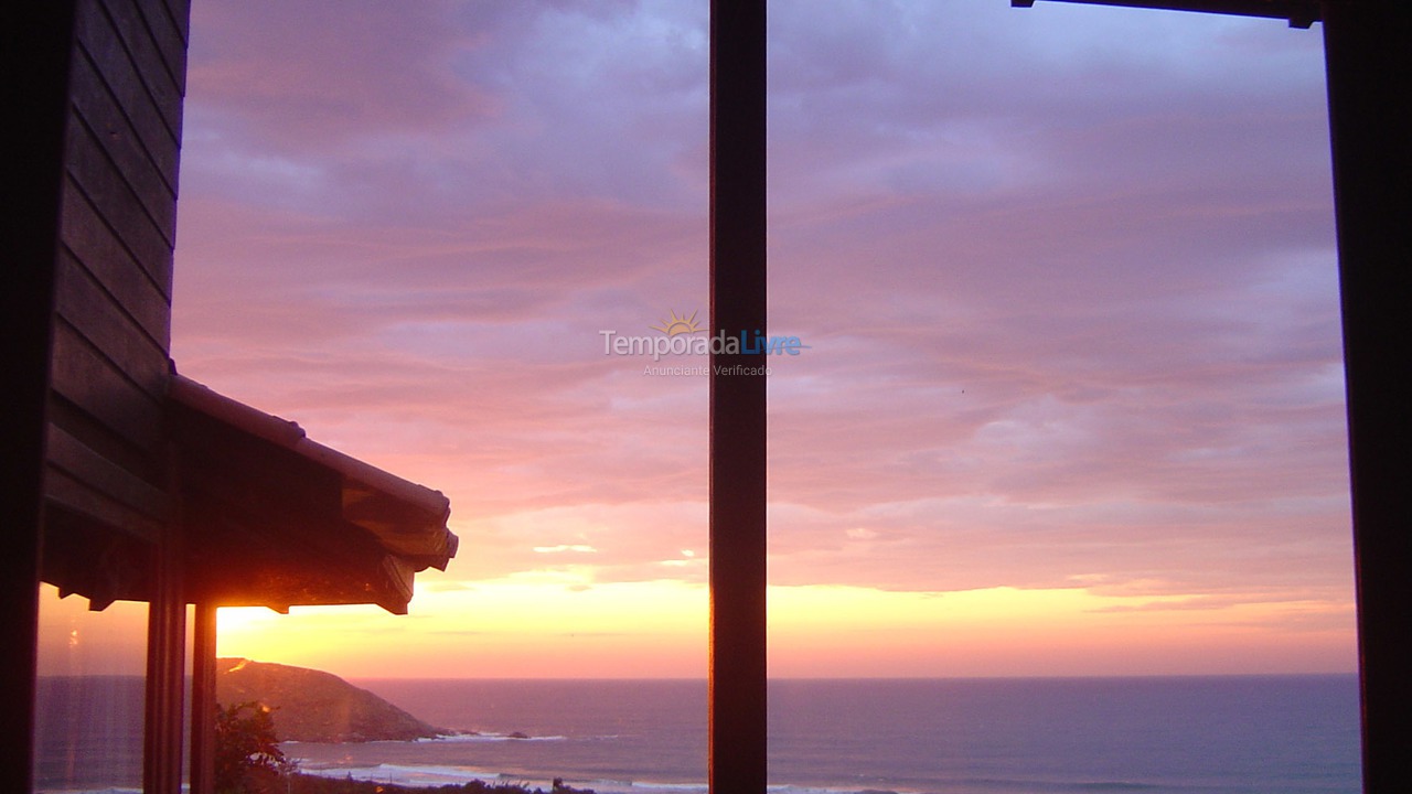 Casa para alquiler de vacaciones em Garopaba (Praia do Silveira)