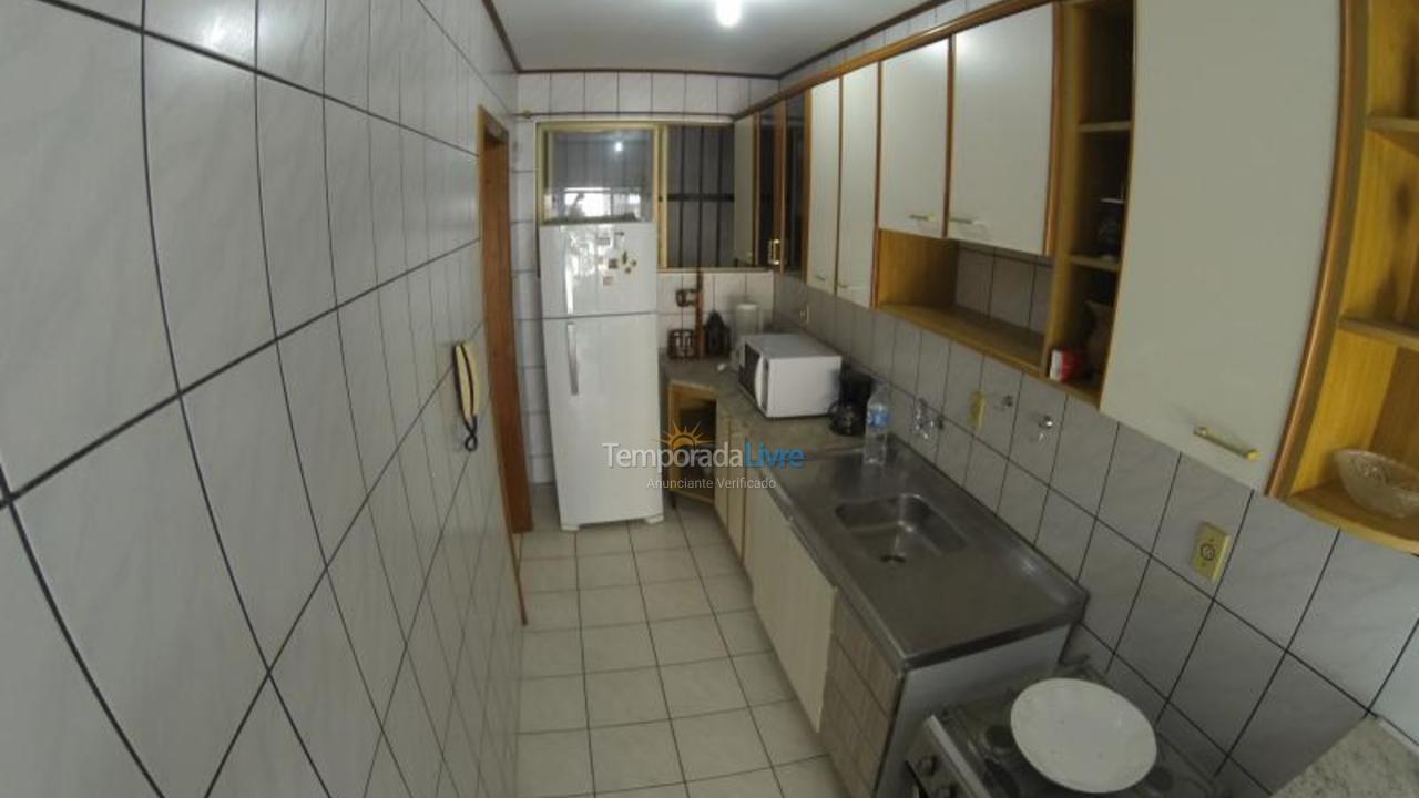 Apartamento para alquiler de vacaciones em Itapema (Meia Praia)