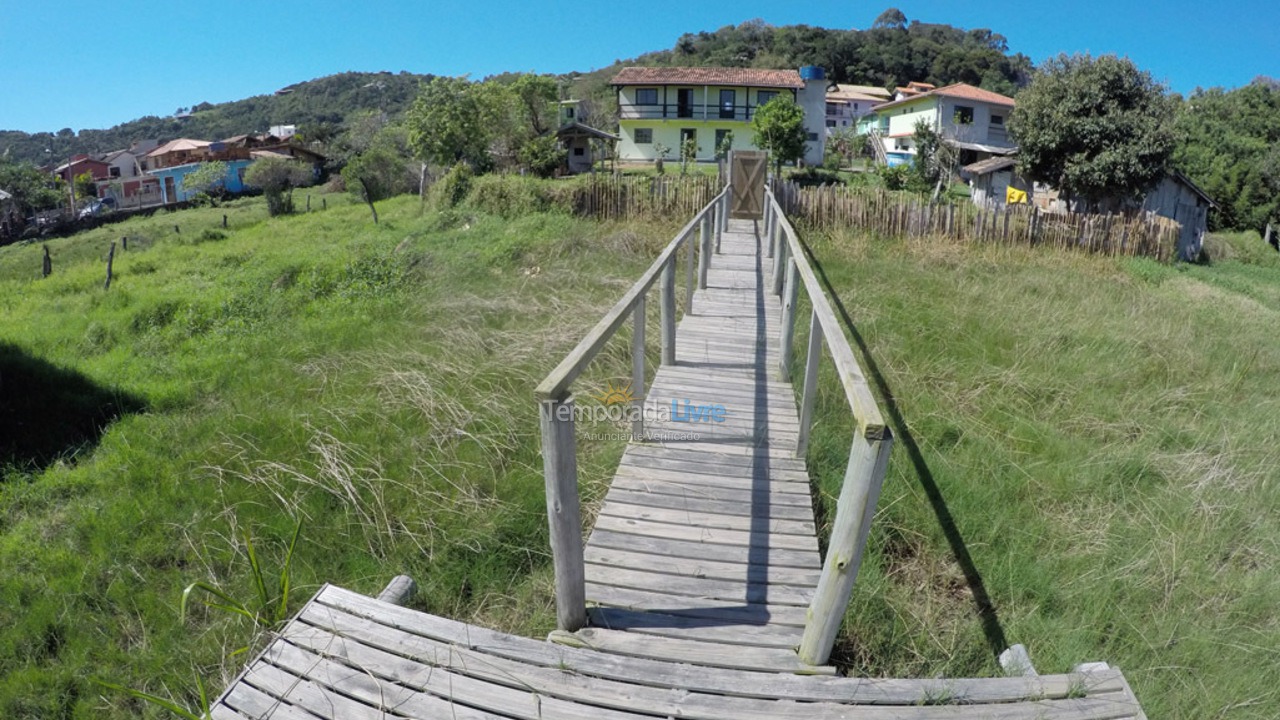 Apartamento para alquiler de vacaciones em Garopaba (Praia da Ferrugem)