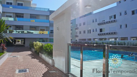 Aoven apto! Condominio de 50 metros del mar! 2 dormitorios.