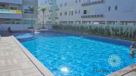 Aoven apto! Condominio de 50 metros del mar! 2 dormitorios.