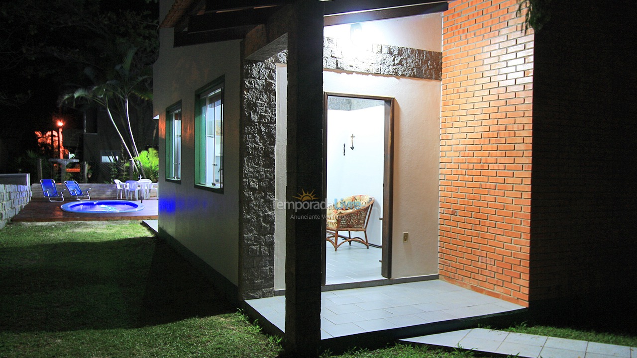 House for vacation rental in Bombinhas (Mariscal)