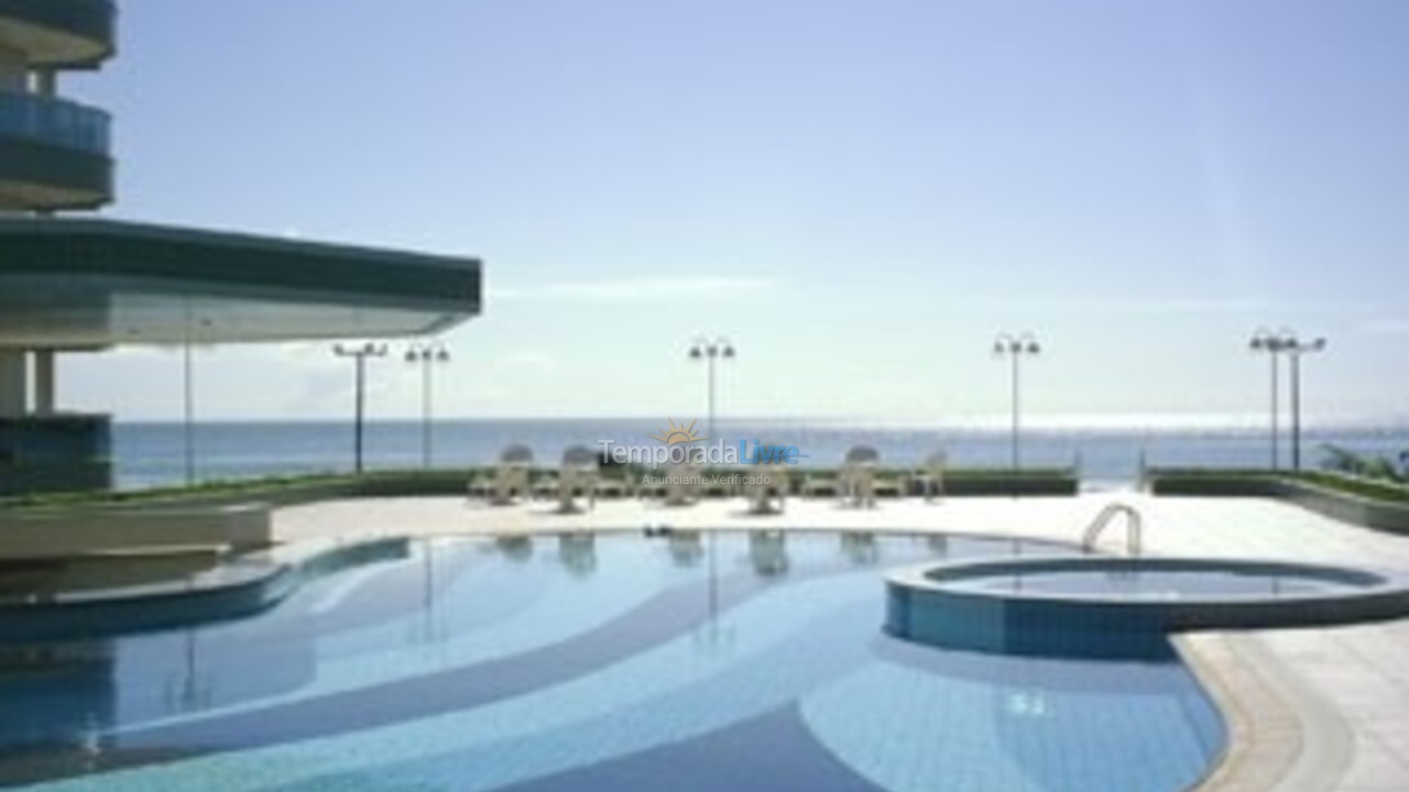 Apartamento para aluguel de temporada em Florianópolis (Praia Brava)