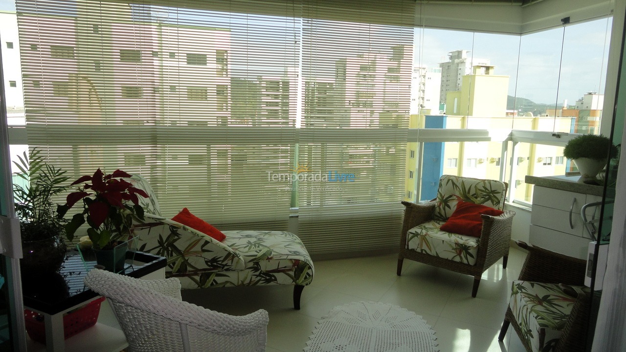 Apartamento para aluguel de temporada em Itapema (Meia Praia)