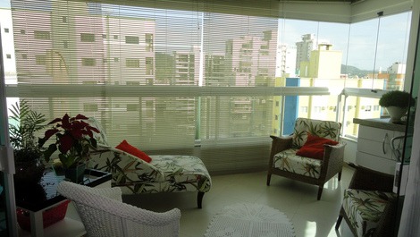 Apartamento para alugar em Itapema - Meia Praia