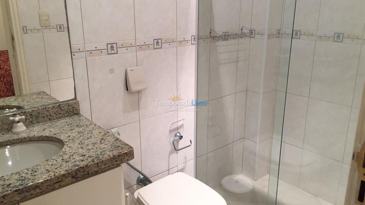 Apartamento para aluguel de temporada em Itapema (Meia Praia)