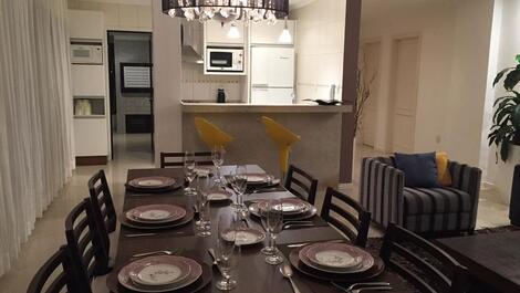 Apartamento Frente Para O Mar! Meia Praia - Itapema SC