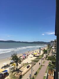 Apartamento Frente Para O Mar! Meia Praia - Itapema SC