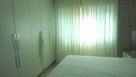 Apartamento 3 quartos Meia Praia Itapema SC