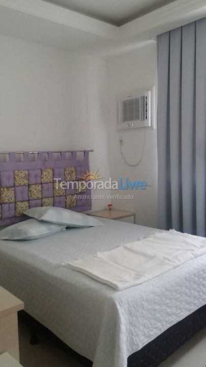 Apartamento para aluguel de temporada em Itapema (Meia Praia)