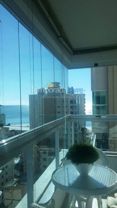 Apartamento para aluguel de temporada em Itapema (Meia Praia)