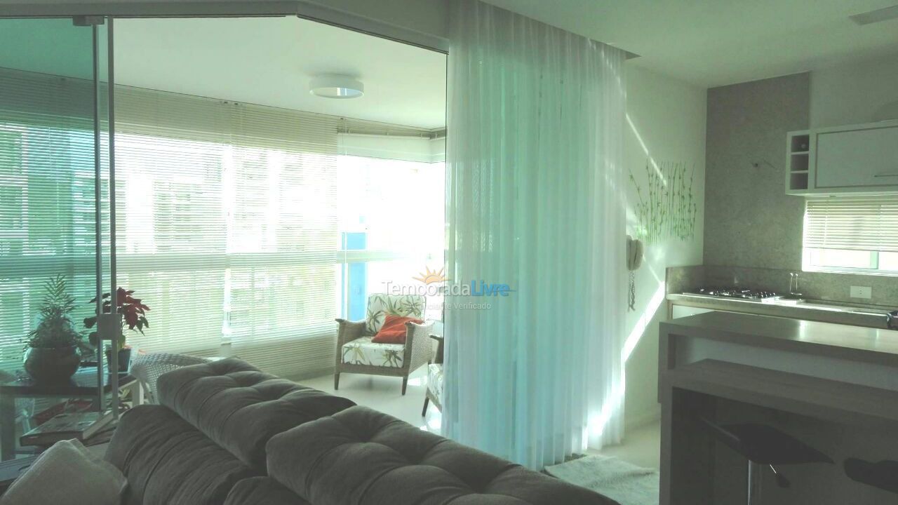 Apartamento para aluguel de temporada em Itapema (Meia Praia)