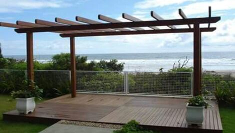 Duplex high standard for rent on the beach of the British