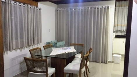 Casa para toda la familia en Mariscal con 5 dormitorios y piscina Ref.112