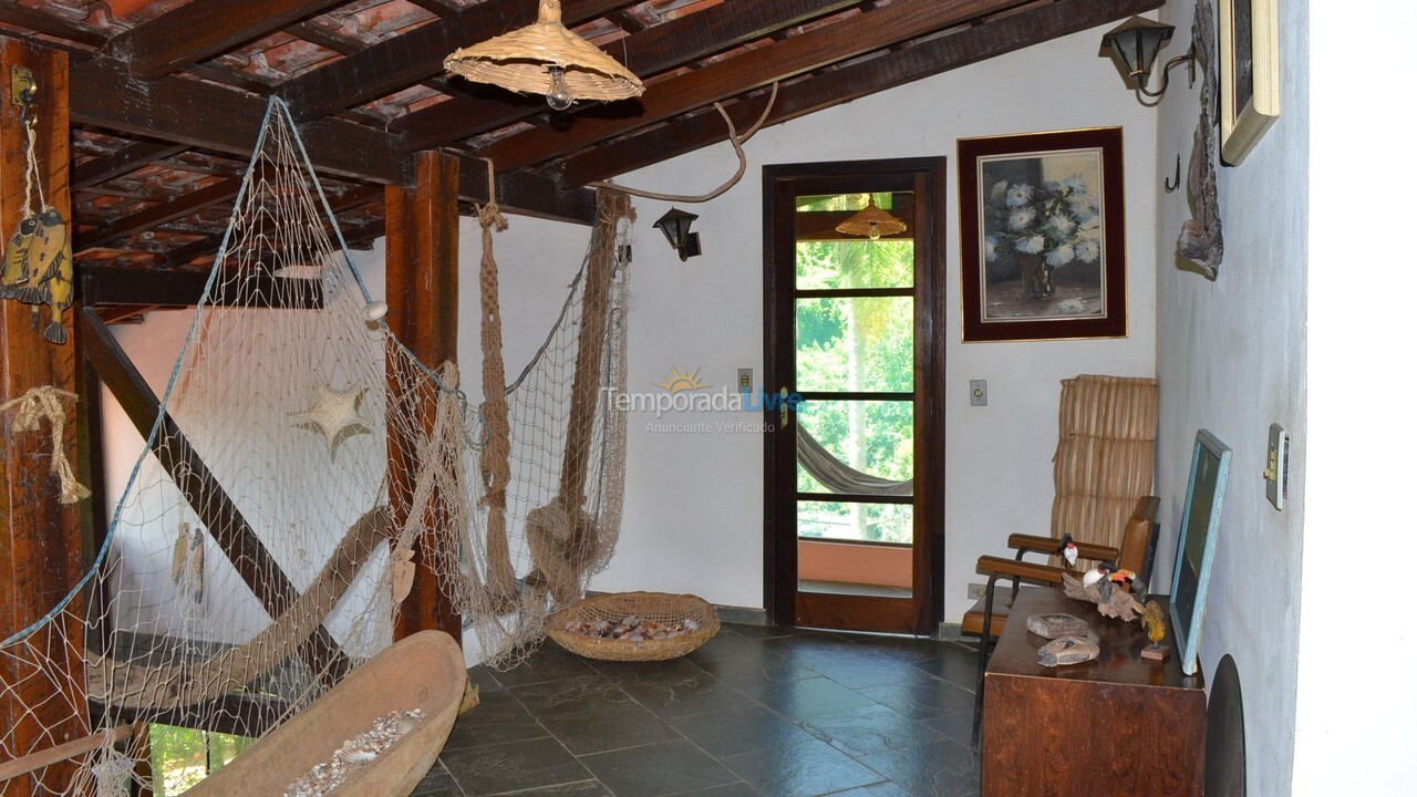 Granja para alquiler de vacaciones em São Sebastião (Praia da Enseada)