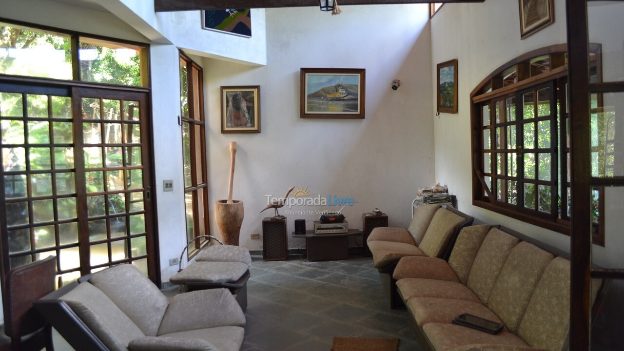 Granja para alquiler de vacaciones em São Sebastião (Praia da Enseada)