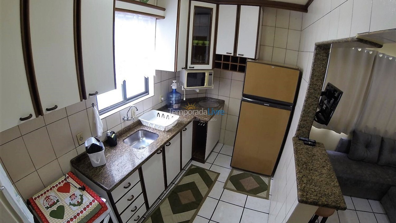 Apartamento para alquiler de vacaciones em Itapema (Meia Praia)