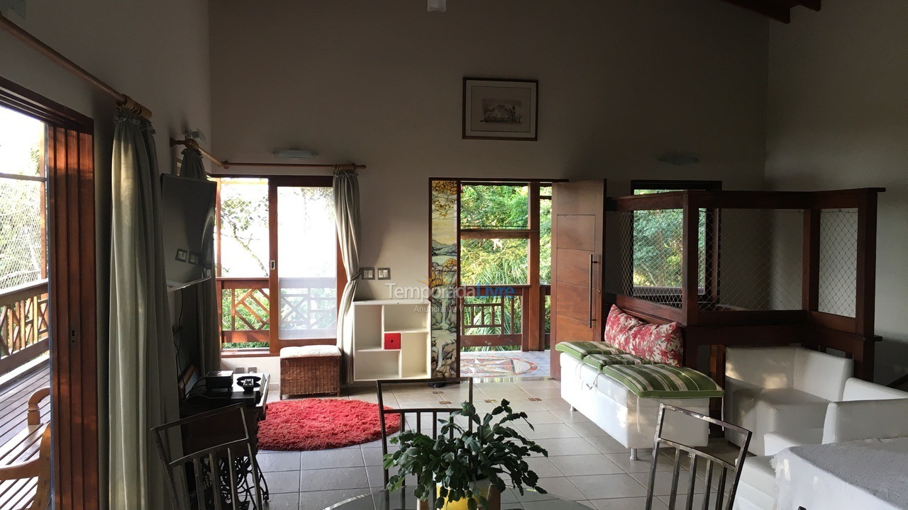 Casa para aluguel de temporada em Ilhabela (Praia da Feiticeira)