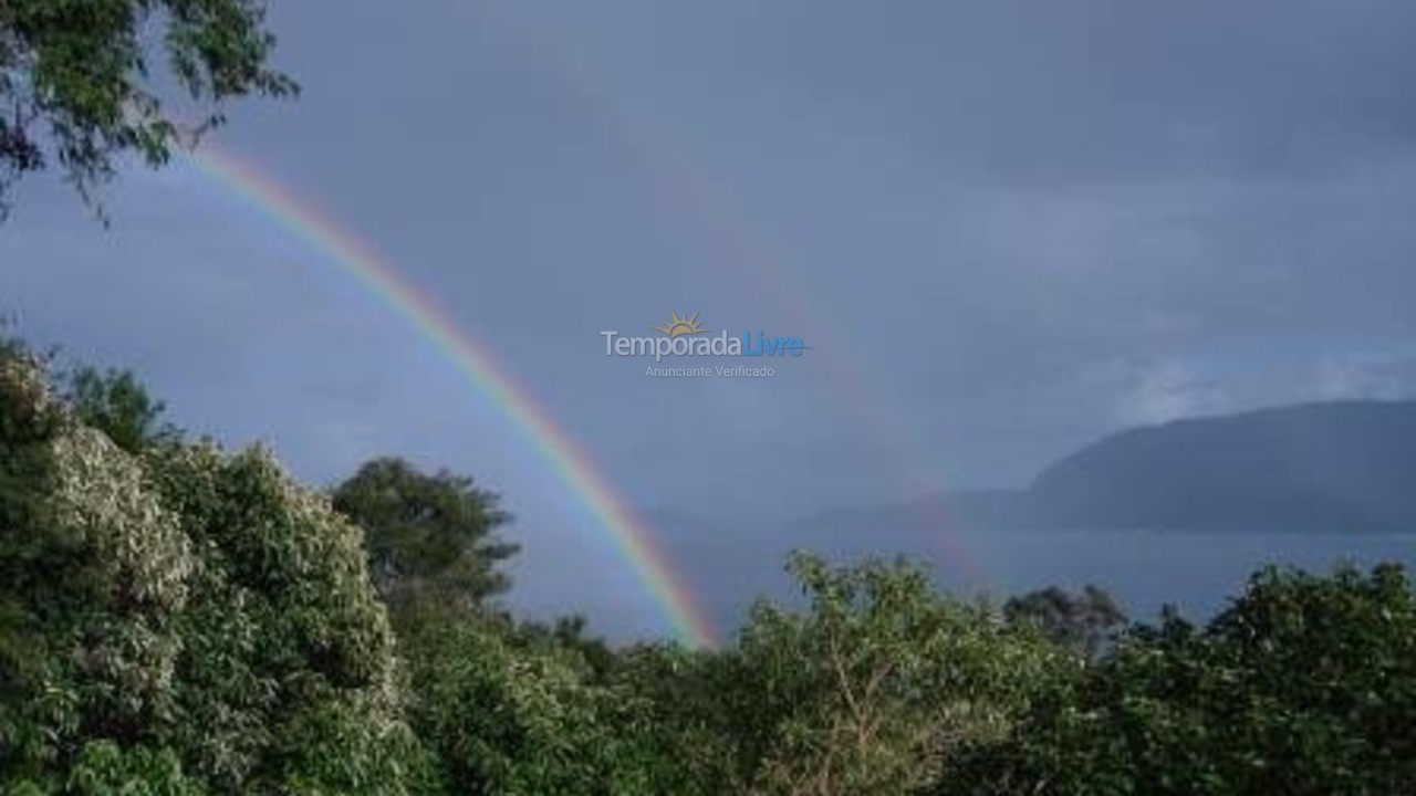 Casa para aluguel de temporada em Ilhabela (Praia da Feiticeira)