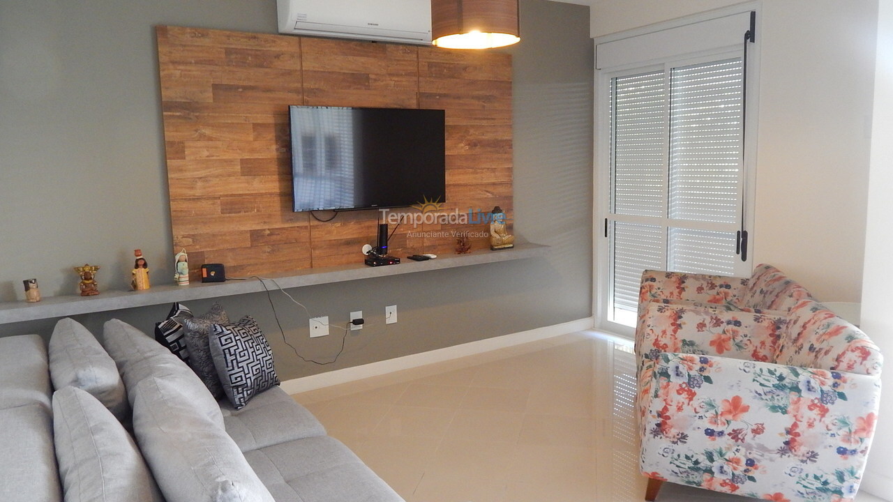 Apartment for vacation rental in Florianópolis (Praia Brava)