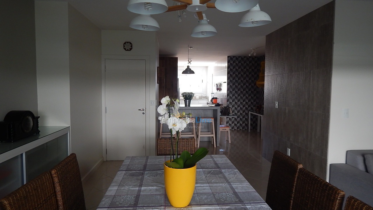 Apartment for vacation rental in Florianópolis (Praia Brava)