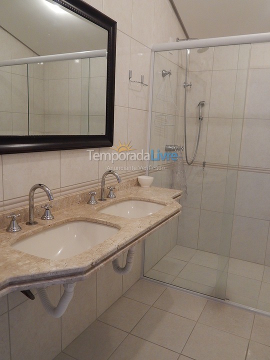 Apartment for vacation rental in Florianópolis (Praia Brava)