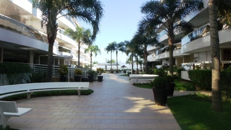APARTAMENTO EN TRASPASO EN LA ARENA, CONDOMINIO MAGNÍFICA - Florianópolis