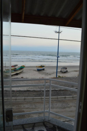 Apt. Em Itapoá de Frente para o Mar - Incrível Vista