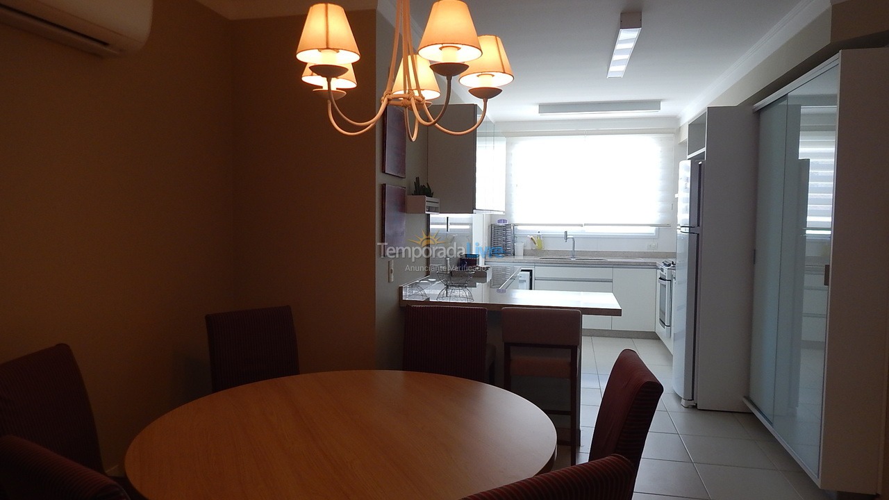 Apartamento para aluguel de temporada em Florianópolis (Cachoeira do Bom Jesus)