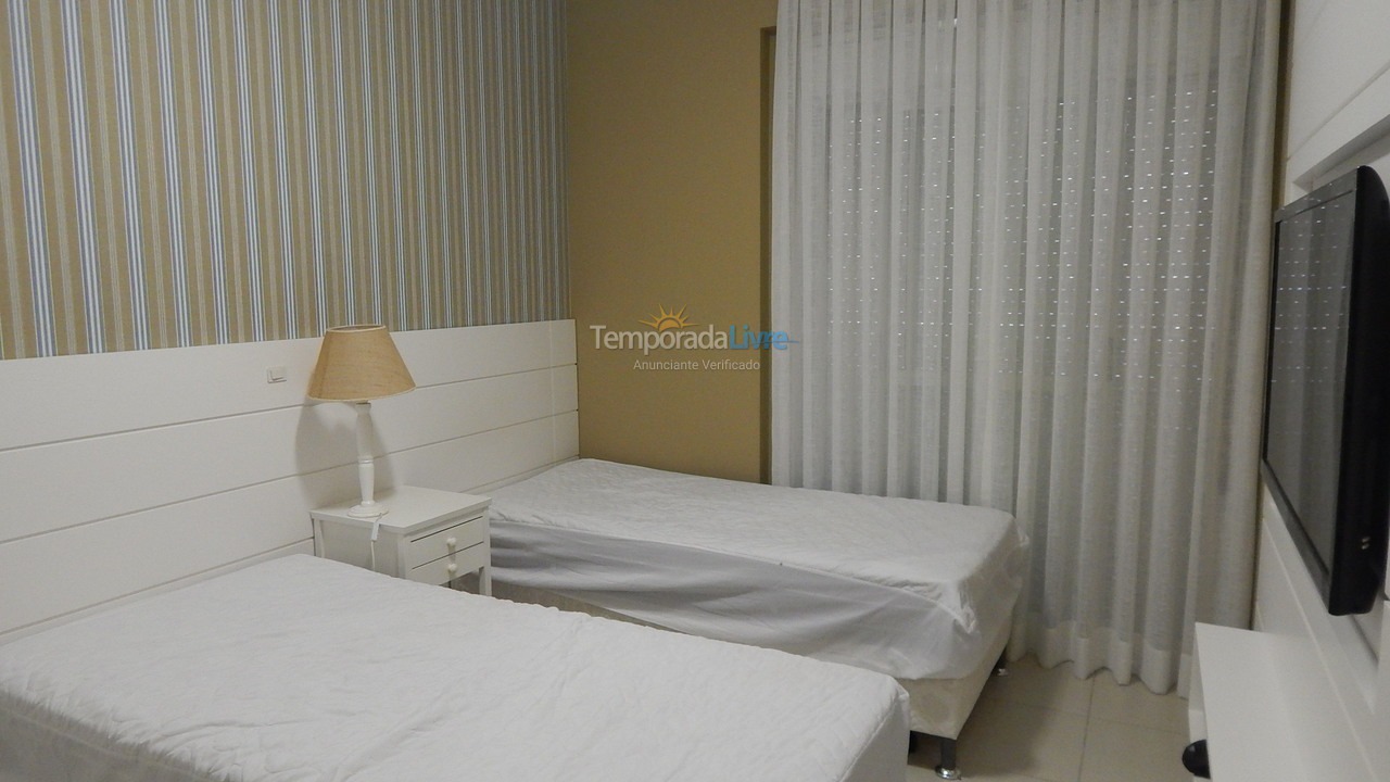 Apartamento para aluguel de temporada em Florianópolis (Cachoeira do Bom Jesus)