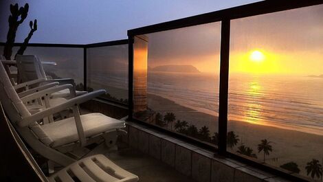 Apartamento para alugar em Guarujá - Enseada