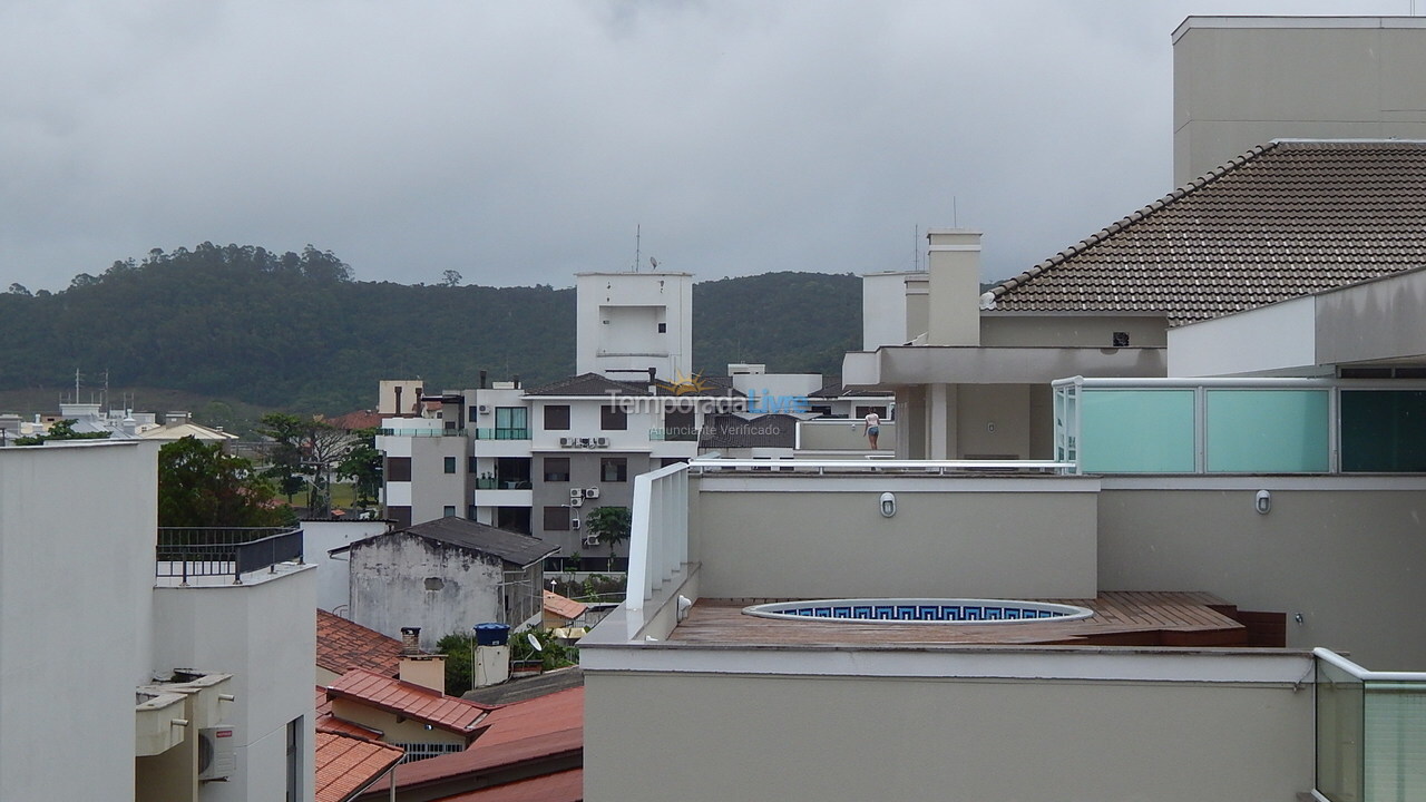 Casa para aluguel de temporada em Florianopolis (Praia dos Ingleses)