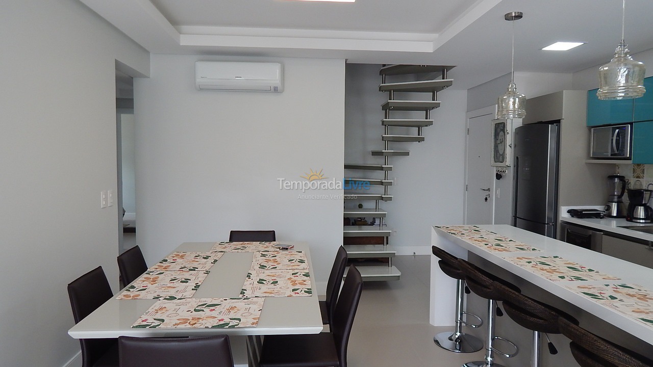 Casa para aluguel de temporada em Florianopolis (Praia dos Ingleses)