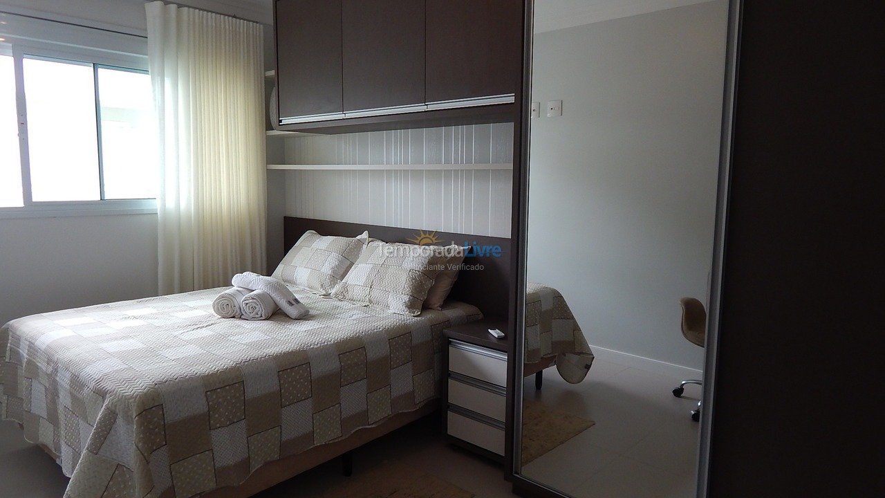 Casa para aluguel de temporada em Florianopolis (Praia dos Ingleses)