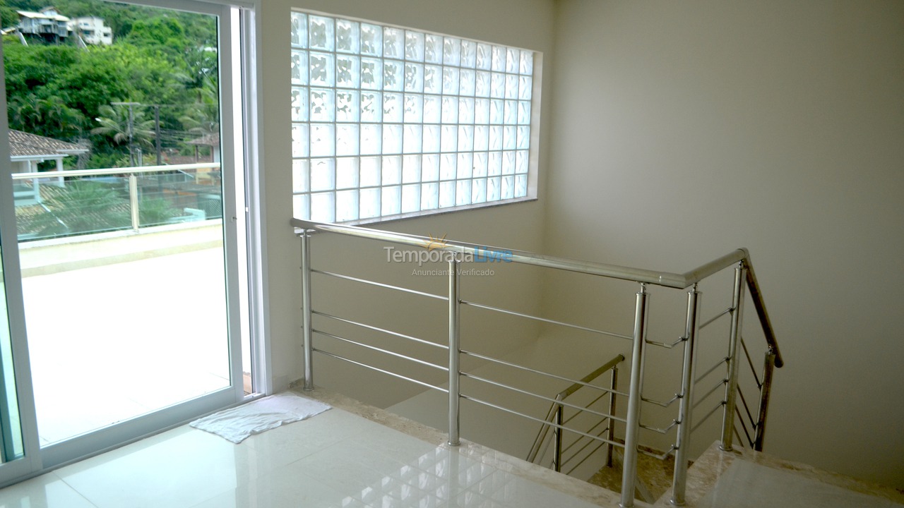 Casa para aluguel de temporada em São Sebastião (Juquehy)