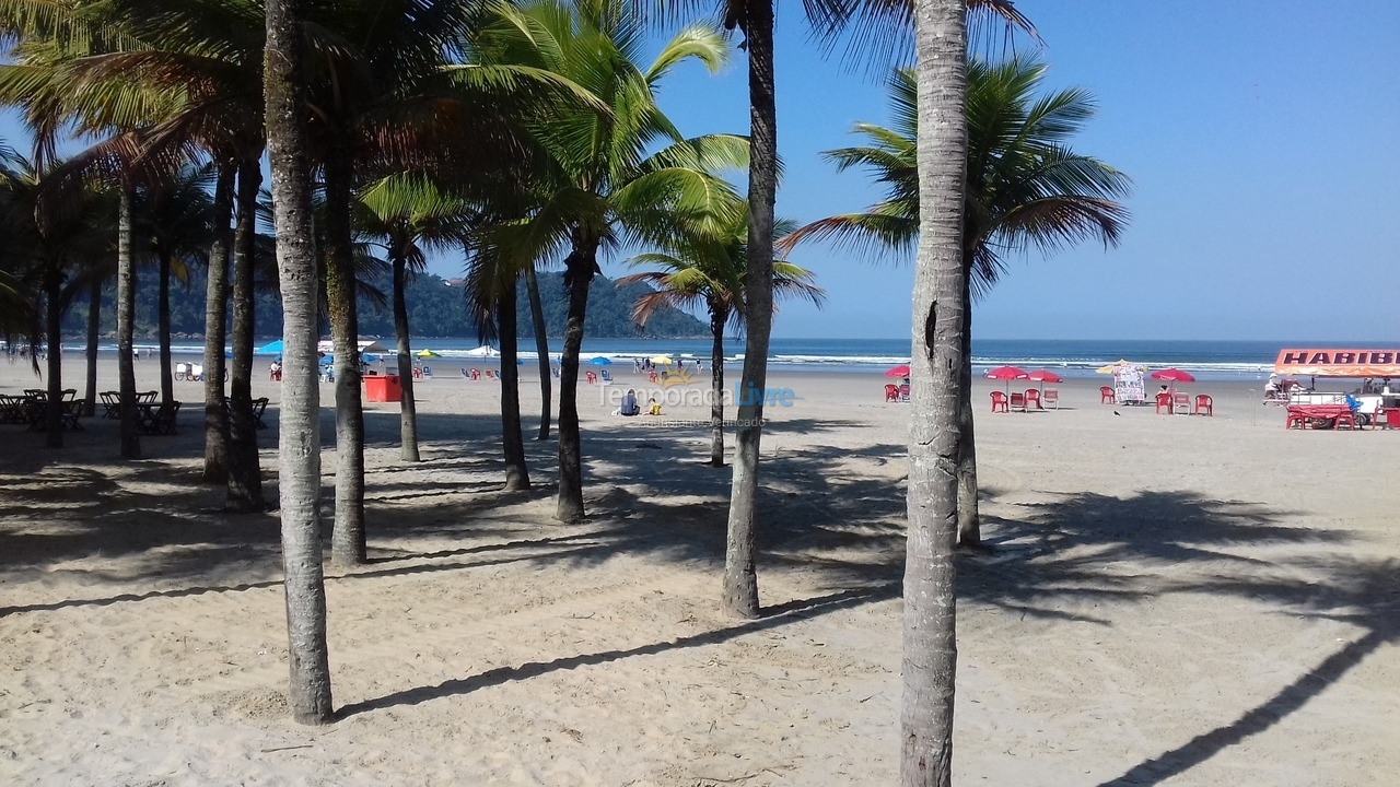 Apartamento para aluguel de temporada em Praia Grande (Canto do Forte)