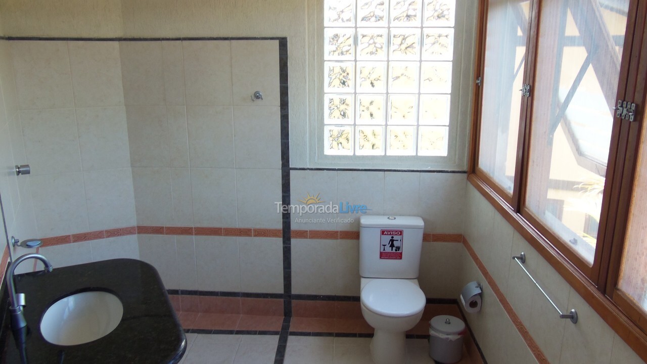 Casa para aluguel de temporada em São Sebastião (Praia da Baleia)