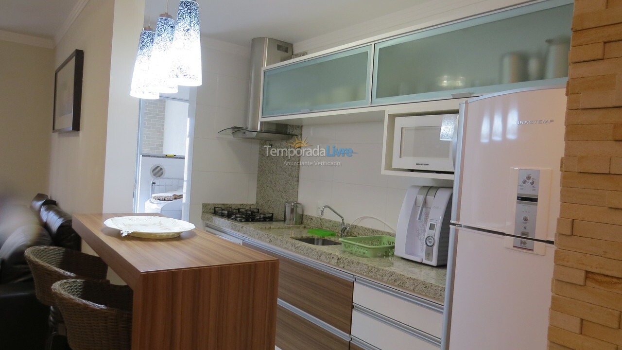 Apartamento para aluguel de temporada em Bombinhas (Praia de Bombas)